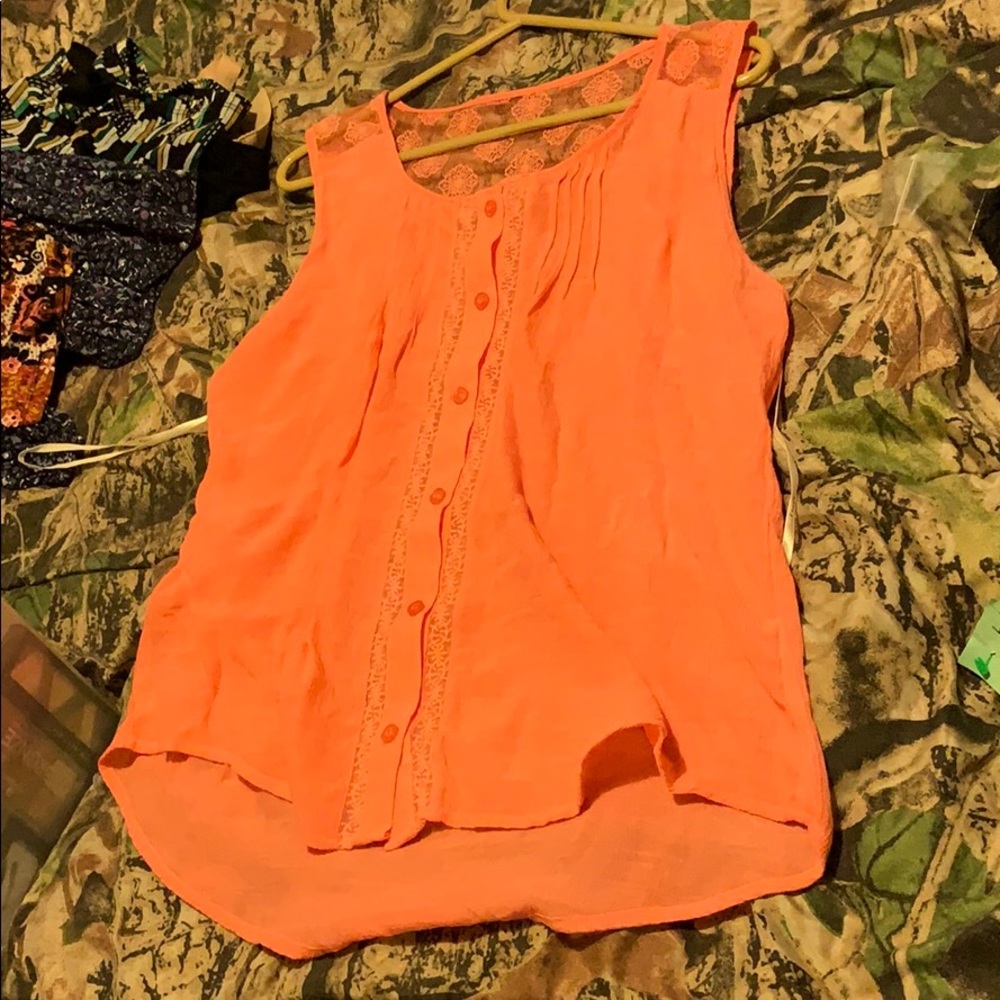Peach color tank top ( xl )